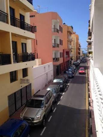 Pension Casa Blanca Лос Кристианос Екстериор снимка